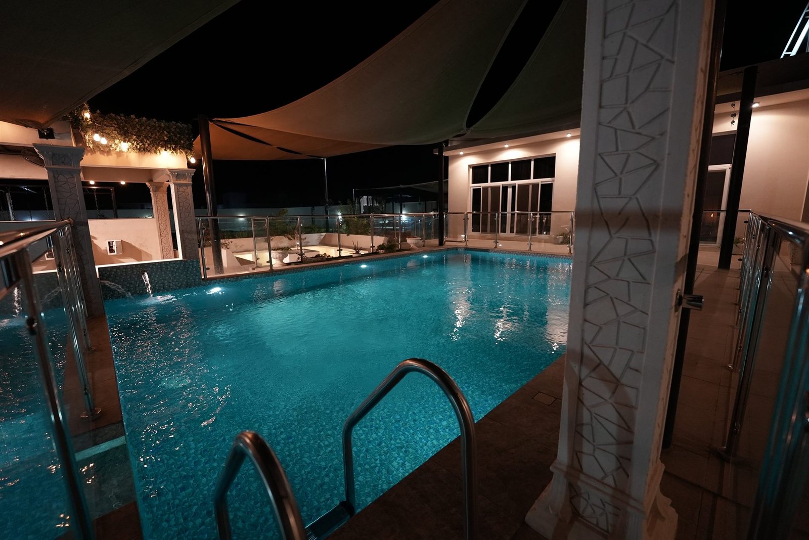 Outdoor pool at Urjoon Chalet